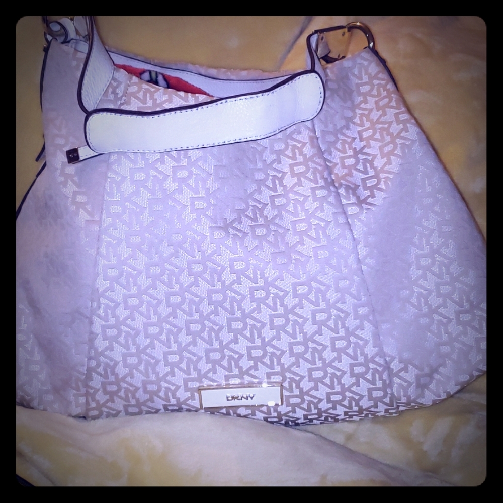 Dkny
